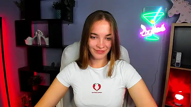 Snapshot of kenzie_x chatting on 09/11/25, 04:56 kenzie x online show from 09/11/25, 04:56