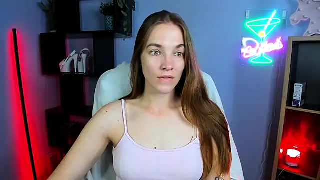 Snapshot of kenzie_x chatting on 09/17/25, 05:42 kenzie x online show from 09/17/25, 05:42