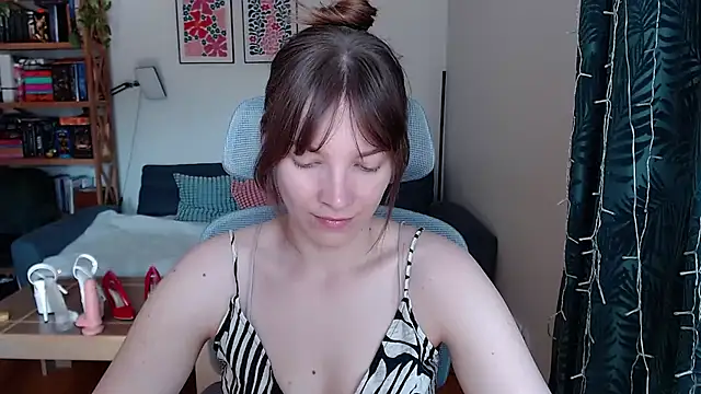 kenzie x online show from 06/25/26, 06:40
