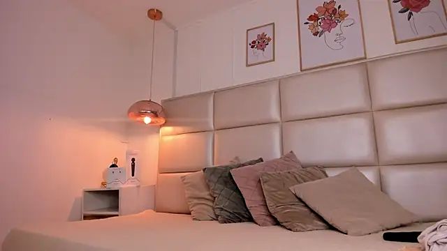 Aily Yozuko online show from 03/07/25, 02:57