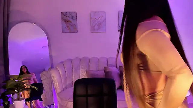 Snapshot of DonnaStonne chatting on 03/28/26, 11:15 DonnaStonne online show from 03/28/26, 11:15