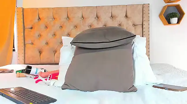 Anya Texas online show from 03/14/25, 07:34