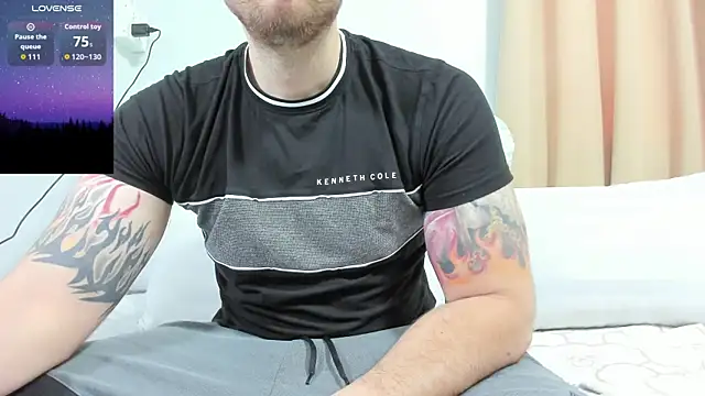 Snapshot of JayXCee_Official chatting on 02/07/26, 01:31 JayXCee Official online show from 02/07/26, 01:31