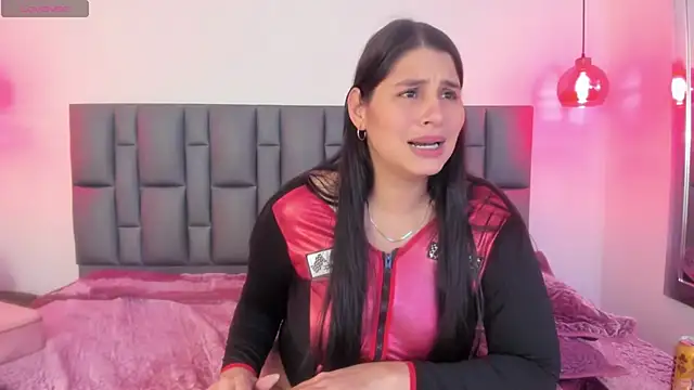 brithanyadams23 online show from 02/16/25, 09:26