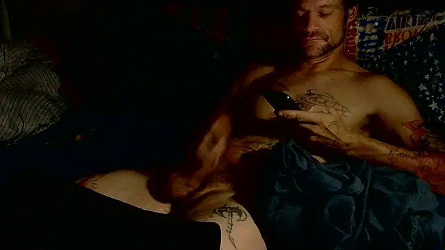 Snapshot of SoloMan2023 chatting on 09/27/25, 05:12 SoloMan2023 online show from 09/27/25, 05:12