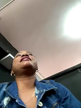 Snapshot of Noviostoxico chatting on 01/08/26, 03:36 Noviostoxico online show from 01/08/26, 03:36