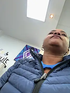 Snapshot of Noviostoxico chatting on 01/13/26, 01:16 Noviostoxico online show from 01/13/26, 01:16