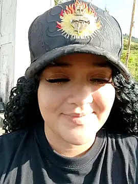 Liancy online show from 12/21/24, 08:32