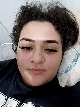 Liancy online show from 02/14/25, 03:33