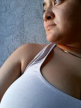 Liancy online show from 09/21/25, 06:31