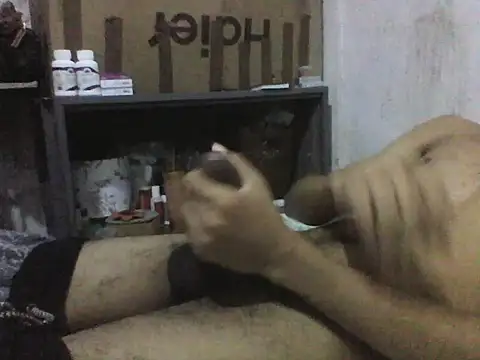 Snapshot of Leopardogonza chatting on 07/01/26, 10:53 Leopardogonza online show from 07/01/26, 10:53
