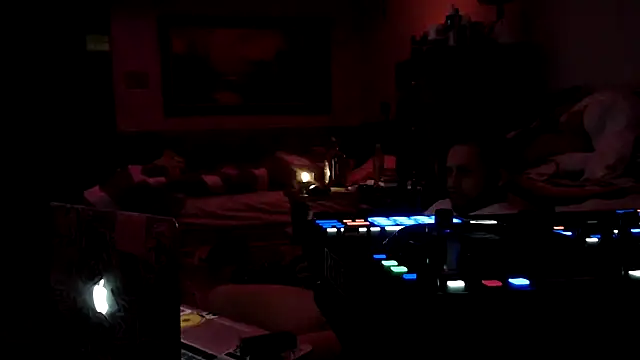 tongueispowerr6d9 online show from 02/09/25, 07:38