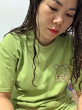 Baby-bigtits online show from 03/20/25, 12:00