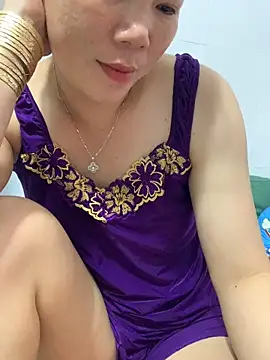 Baby-bigtits online show from 09/15/25, 12:16