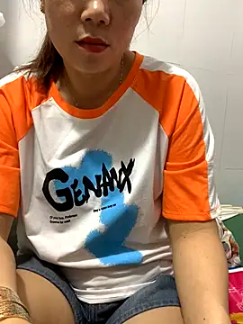 Baby-bigtits online show from 10/28/25, 01:09