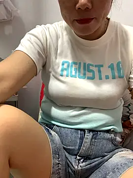 Baby-bigtits online show from 10/30/25, 12:45