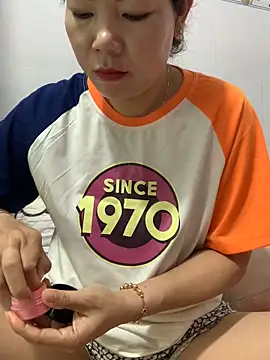 Baby-bigtits online show from 11/06/25, 11:59