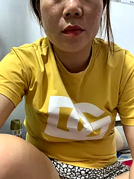 Baby-bigtits online show from 12/15/25, 03:05