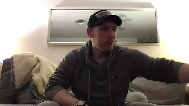 Snapshot of Rock_Pierce chatting on 02/22/25, 05:34 Rock Pierce online show from 02/22/25, 05:34