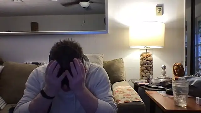 Snapshot of Rock_Pierce chatting on 11/01/25, 03:47 Rock Pierce online show from 11/01/25, 03:47