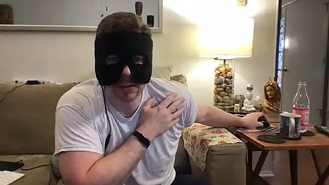 Snapshot of Rock_Pierce chatting on 11/06/25, 07:48 Rock Pierce online show from 11/06/25, 07:48