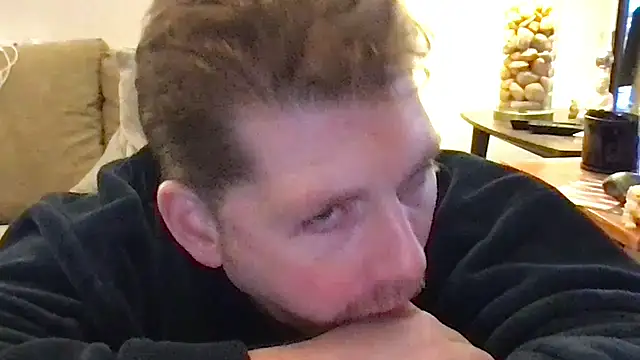 Snapshot of Rock_Pierce chatting on 11/28/25, 03:04 Rock Pierce online show from 11/28/25, 03:04