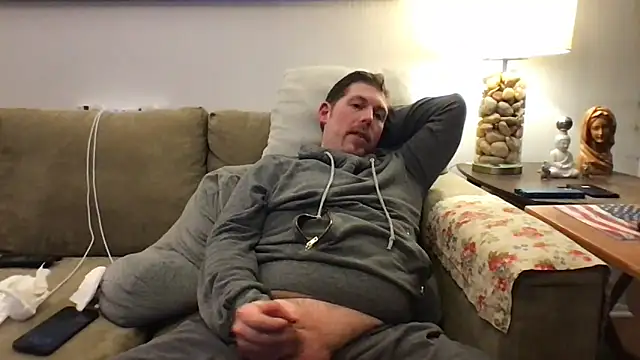 Snapshot of Rock_Pierce chatting on 12/15/25, 11:31 Rock Pierce online show from 12/15/25, 11:31