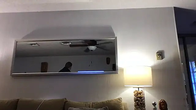 Snapshot of Rock_Pierce chatting on 02/09/26, 02:21 Rock Pierce online show from 02/09/26, 02:21