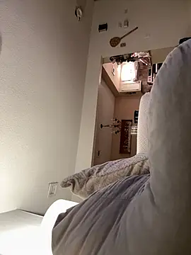 Snapshot of Rock_Pierce chatting on 02/26/26, 07:29 Rock Pierce online show from 02/26/26, 07:29