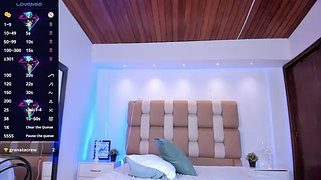 Snapshot of IsabellaaJoness chatting on 03/08/25, 05:54 IsabellaaJoness online show from 03/08/25, 05:54