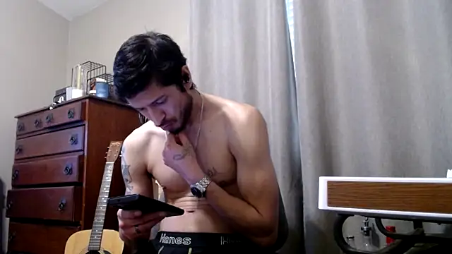 Snapshot of psil0cyb0rg chatting on 12/04/25, 12:20 psil0cyb0rg online show from 12/04/25, 12:20