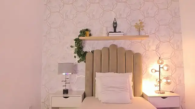 Roma  love online show from 12/10/24, 12:49