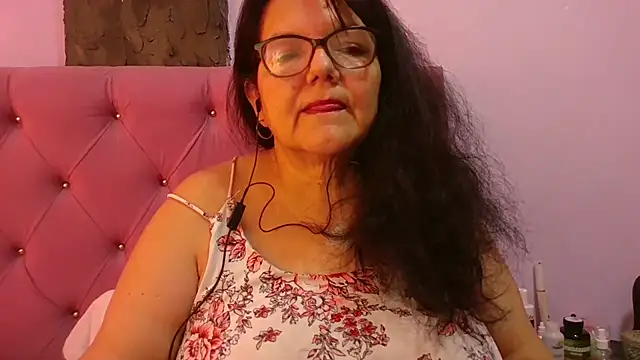 kassandra02 online show from 06/11/26, 02:15