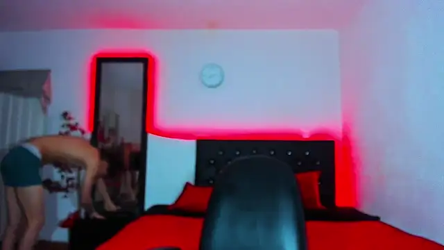 Snapshot of DavidfullOFlove chatting on 01/18/25, 05:52 DavidfullOFlove online show from 01/18/25, 05:52