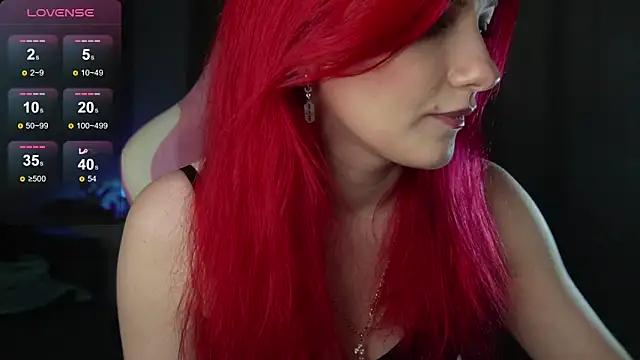 Snapshot of joyhannahh chatting on 11/17/25, 03:18 joyhannahh online show from 11/17/25, 03:18