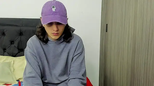 Snapshot of alex_connorr chatting on 01/06/25, 05:16 alex connorr online show from 01/06/25, 05:16