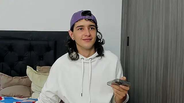 Snapshot of alex_connorr chatting on 01/08/25, 06:41 alex connorr online show from 01/08/25, 06:41