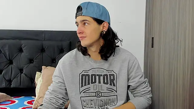 Snapshot of alex_connorr chatting on 01/10/25, 03:16 alex connorr online show from 01/10/25, 03:16