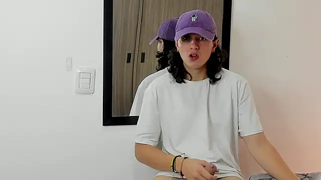 Snapshot of alex_connorr chatting on 01/31/25, 06:25 alex connorr online show from 01/31/25, 06:25