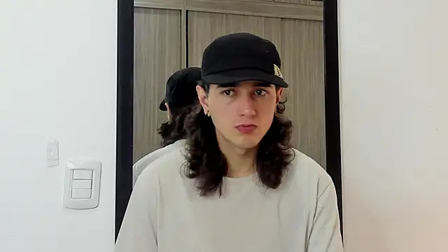 Snapshot of alex_connorr chatting on 02/03/25, 05:14 alex connorr online show from 02/03/25, 05:14