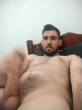 Snapshot of Richard9263 chatting on 10/15/25, 04:12 Richard9263 online show from 10/15/25, 04:12