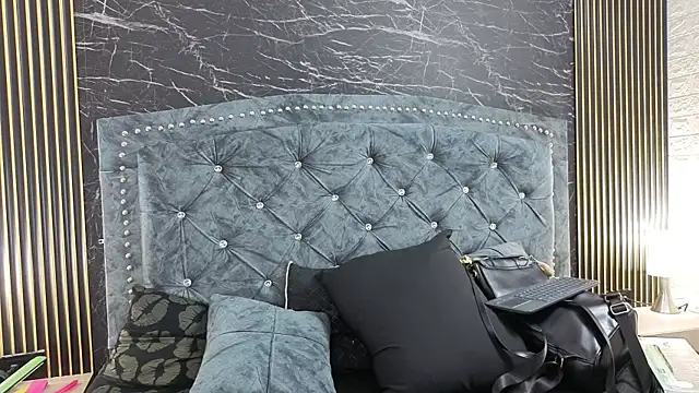 Snapshot of diosagolden chatting on 03/18/26, 09:07 diosagolden online show from 03/18/26, 09:07