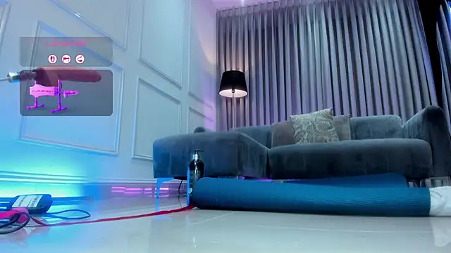 Anna parkker  online show from 02/22/25, 10:20