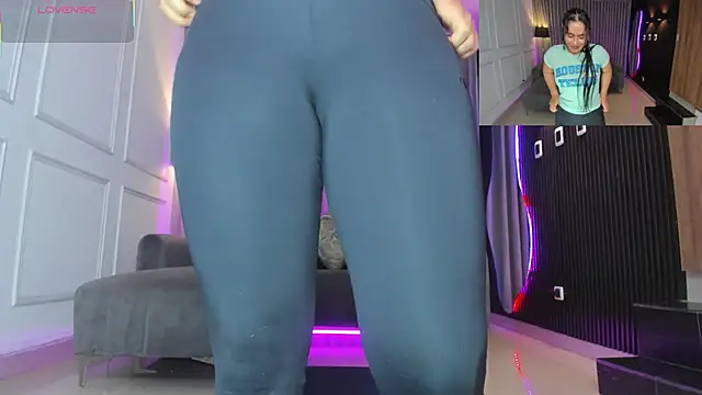 Anna parkker  online show from 09/19/25, 07:47