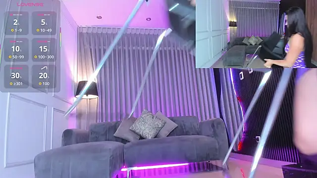 Anna parkker  online show from 09/23/25, 07:28