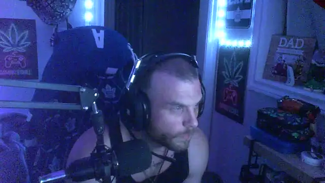 Snapshot of GeneralXMillyX chatting on 11/02/25, 06:16 GeneralXMillyX online show from 11/02/25, 06:16