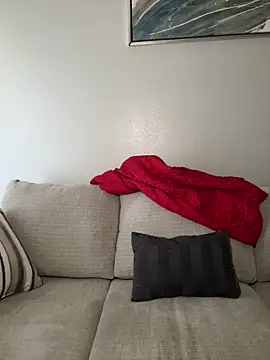 juicyyy323 online show from 12/04/25, 09:12