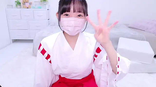 Snapshot of 86_haru chatting on 01/01/25, 11:27 86 haru online show from 01/01/25, 11:27