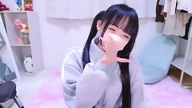 Snapshot of 86_haru chatting on 11/23/25, 05:46 86 haru online show from 11/23/25, 05:46