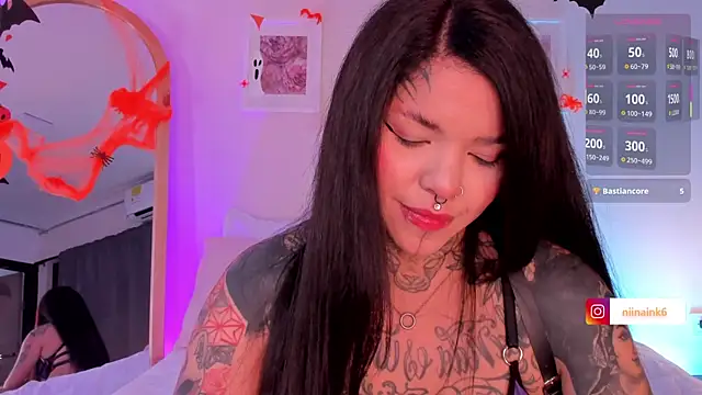 NinaInk online show from 10/23/25, 12:04